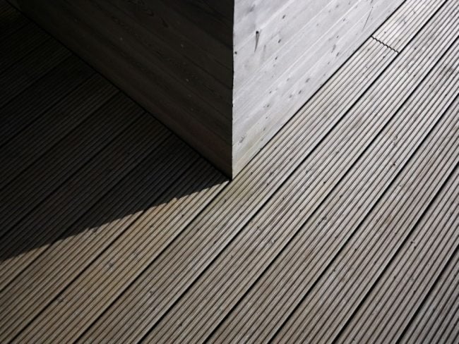 Holzhaus Bankirai Terrasse-verlegen Außenbereich-Gestaltung 