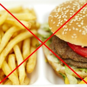 Cholesterinspiegel-natürlich-senken-keine-pommes-hamburger