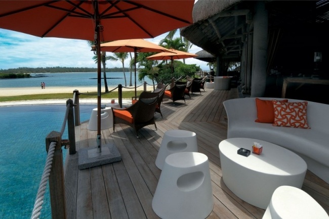 Terrasse Weiße Möbel Ferienort Luxus-Einrichtung nach Feng-Shui 