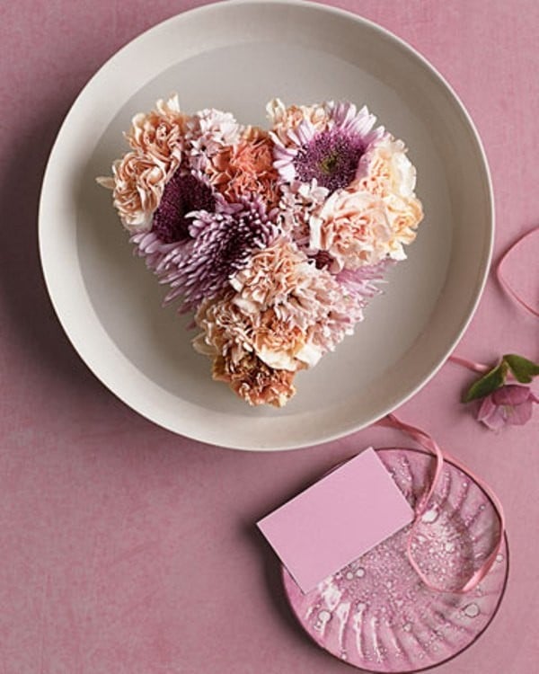 Geschenk-Ideen Überraschung-Blumen Rosa-dezent Herz-Form-Strauß