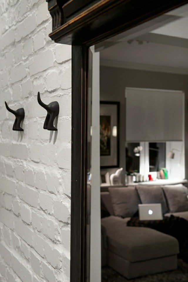 Spiegel Design Flur Gestaltung Ideen weiße Ziegelwand