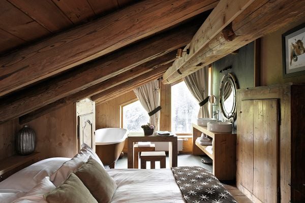 Holzeinsatz Schlafzimmer Deckenbalken Design Alpen-Ski Chalet-des Fermes Chambre