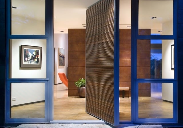 Innenraumgestaltung Möbel-Tür Design-Holz seitliche Drehachse Alu Rahmen blau lack