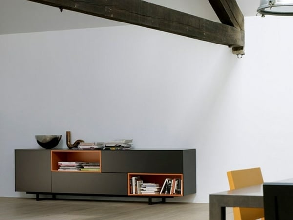 orange Holz Möbel skandinavischer Wohnstil
