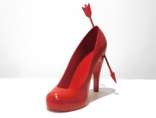  Schuhen Pfeile rote Farbe Valentinstag