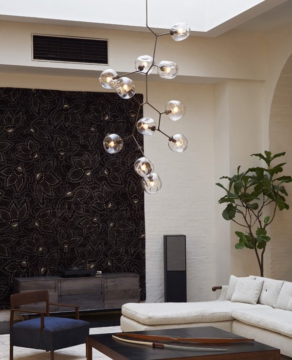 Kronleuchter hängend modernes Design Glaskugeln Wohnzimmer Lampen-Design Licht-Inszenierung 