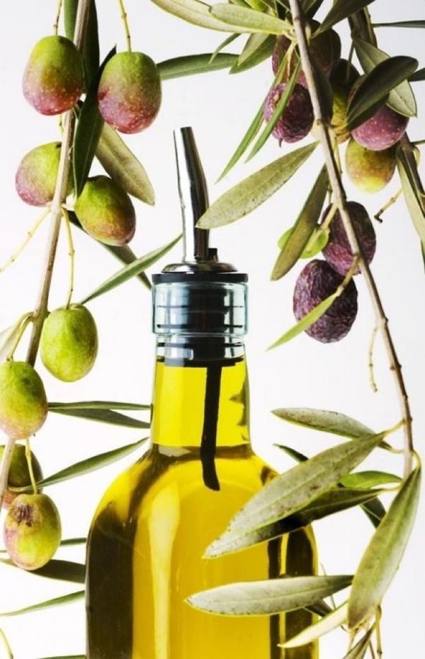 Olivenöl Verwendung Kochtipps-Vorteile Gesundheit Aromastofe Vitamine