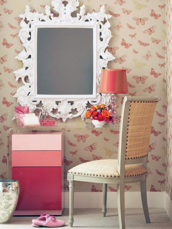 Schminktisch Ideen akryl rosa schubladenfronten ombre barock spiegel