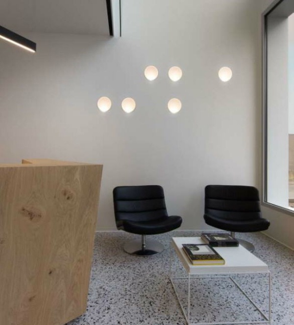 Wandleuchten tropfenartig form Wohnzimmer lampe puristisch-Sessel-Leder