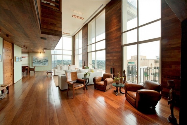 Loft Appartement Glas raumhoch-Fenster Wand-Lounge Sofa Sitzer-Holzboden