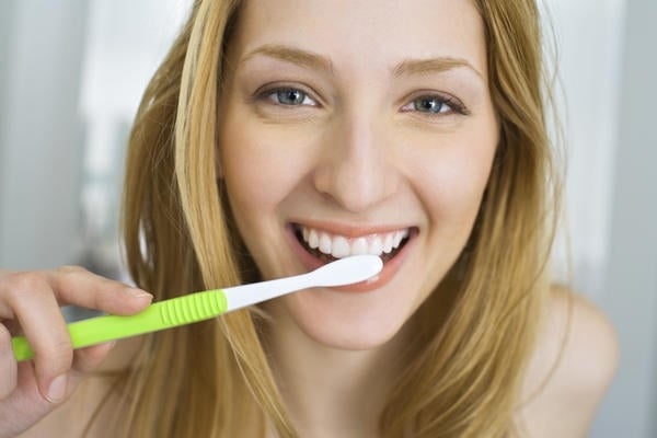 Zähne richtig putzen-gegen Mudgeruch-tipps hygiene regeln Zahnpflege