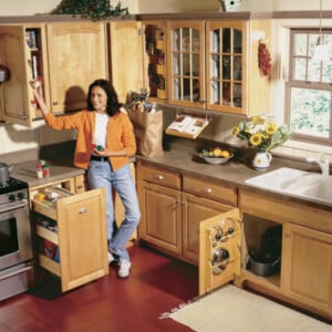 aufräumen Küche Ordnung halten kluge Ideen Schrank System