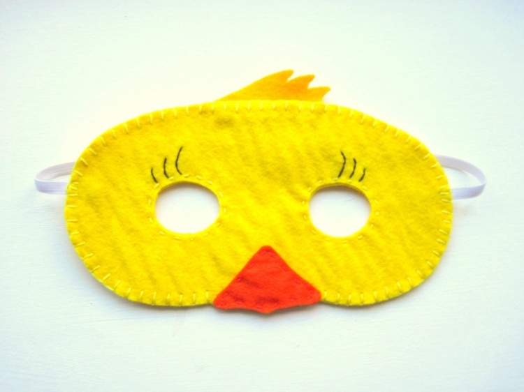 faschingsmasken-basteln-kueken-stoff-idee-gelb-filz-schnabel