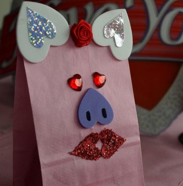 geschenktüte valentinstag kinder ornamente kleben schweinchen