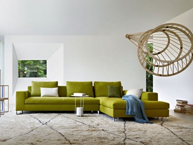 Ideen Wohnzimmer italienische Designer Möbel weißer Beistelltisch
