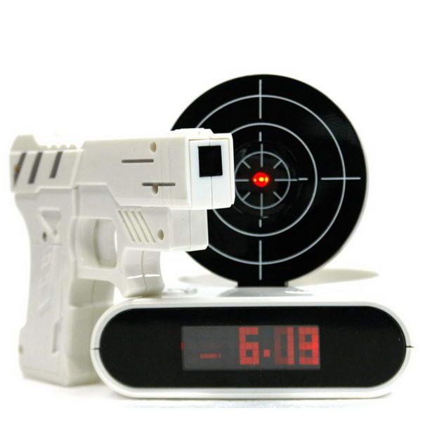 kreative Wecker schiessscheibe infrarot laser pistole 