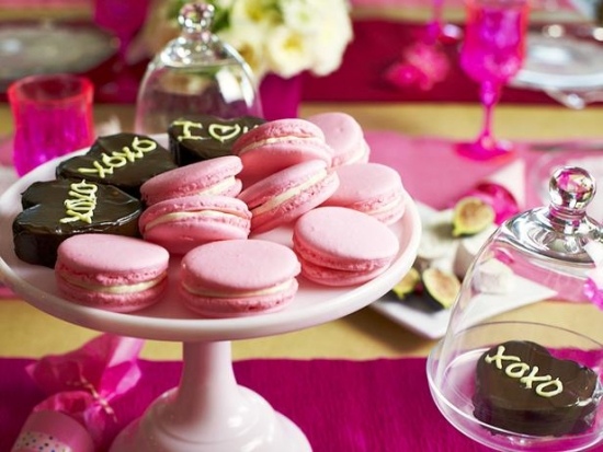 arrangiert rosa glas wein lebkuchen verschiedene sorte aufgeschrieben