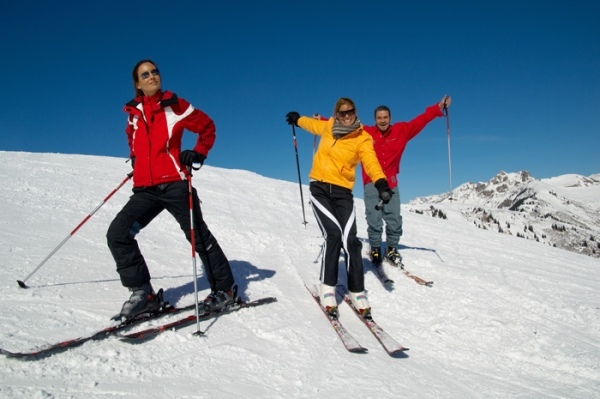 skifahren freunde sammeln gut gelaunt koordination gleichgewicht fett loswerden