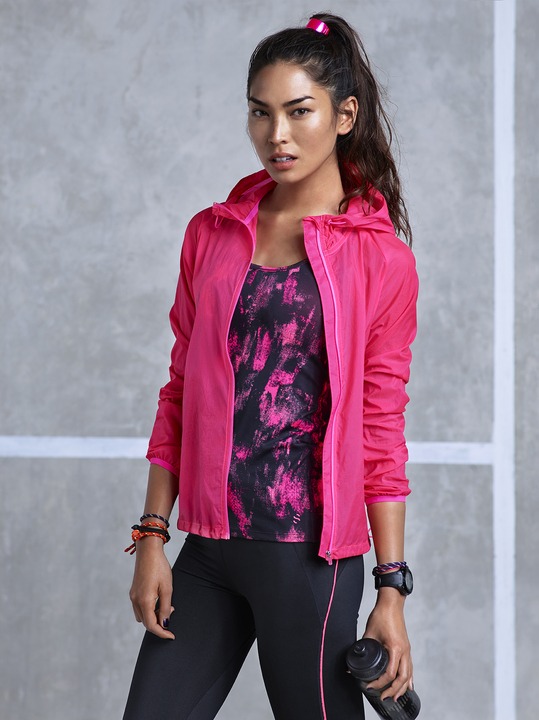 Sportbekleidung von H&M kollektion 2014 frauen rosa grau
