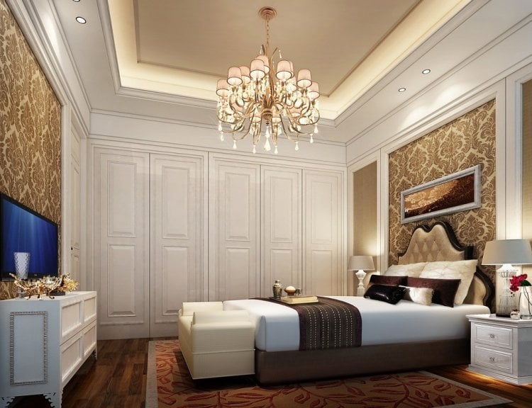 Tapeten im Schlafzimmer -gestaltungsideen-gold-barock-kronleuchter-luxus-weiss-wandverleidung