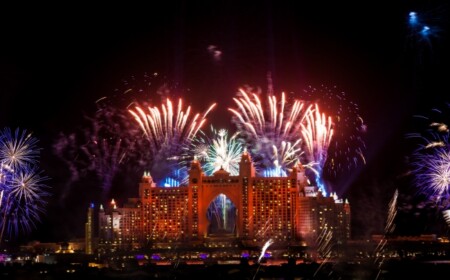 Atlantis-The-Palm-hotel-rekord-feuerwerk-dubai-silvester