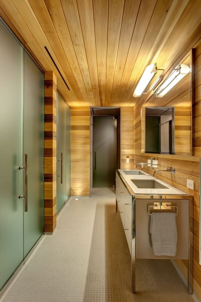 Badezimmer Waschbecken-Glas Trennwand-Wandgestaltung Holz-Maserung