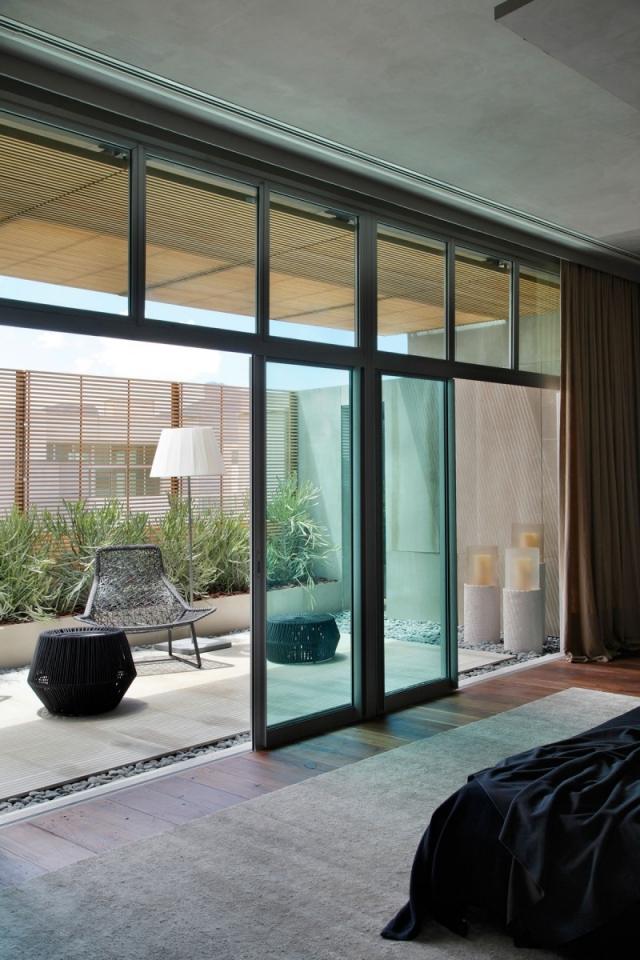 Balkon möbel-einrichten ideen Stuhl Tisch-Glas Fenster-Schlafzimmer 
