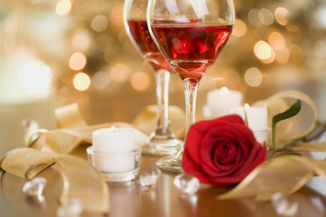 Tisch Abend Valentinstag Ideen originell Rosen