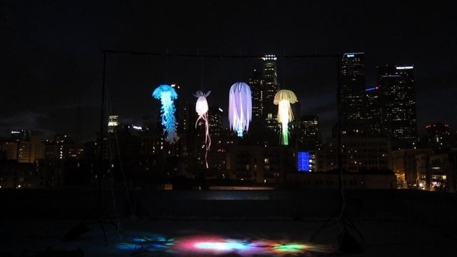 Designer Leuchten-spiegeln die Unterwasserwelt-wider Licht Design