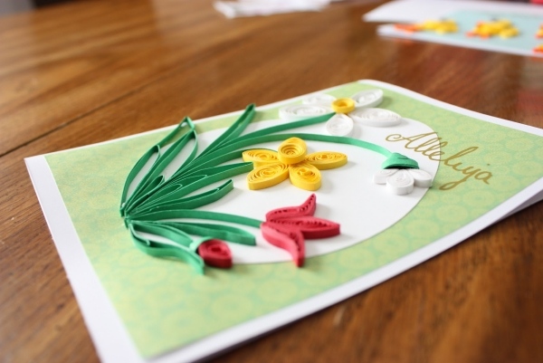 kostenlose Frühlingskarte Osterkarte-Ideen Basteln Farbpapier