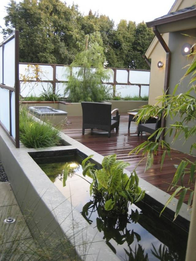 Zaun abgrenzen Boden Terrasse Holz Wasser Bambus Pflanzen