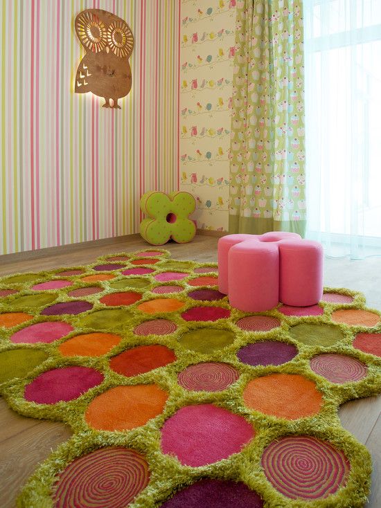 Teppich rosa grün Blumenmuster Wand Tapeten Streifen