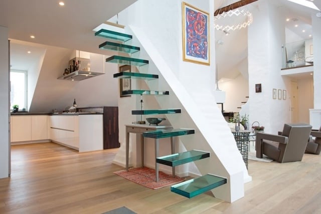 treppen typen design Kragarmtreppe Glas Treppenstufen Wohnung-Design 