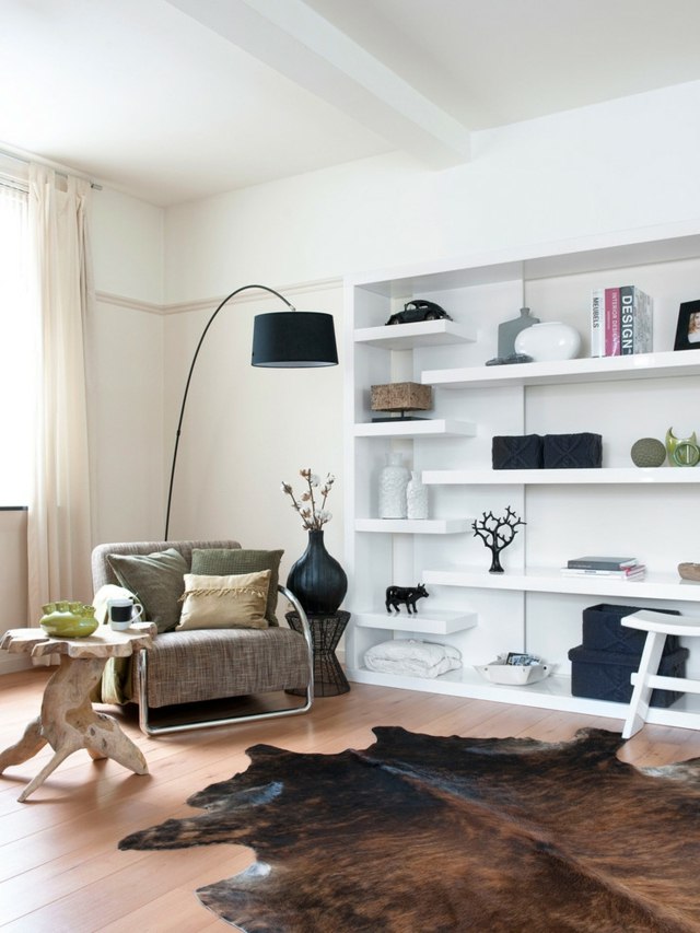 braun schwarz modernes Wohnzimmer einrichten Leseecke