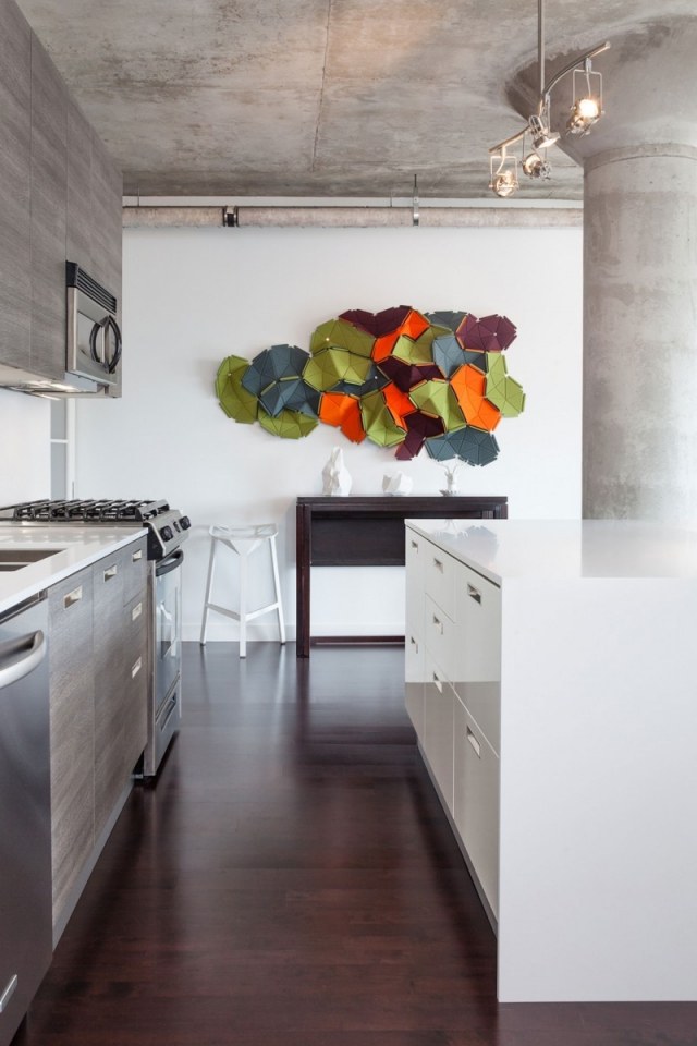 Wanddesign in der Küche mit Kochinsel-Glänzende Oberflächen-Loft Cloud