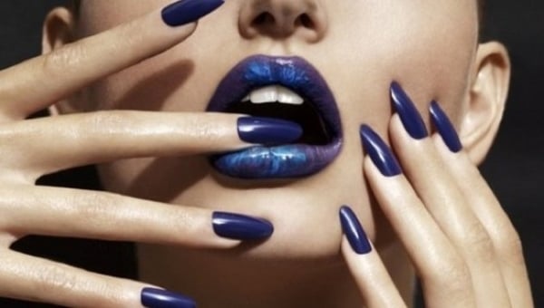 Manikür Design-Trends dunkelblau Lack-Trends ombre lippen