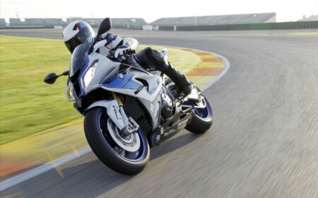 Probefahrt Teststrecke BMW HP4 biegen Renner technisch innovativ