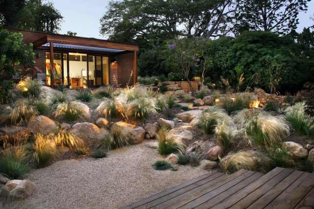 Steingarten wüstenlandschaft  gestaltung verwildert Look Garten design