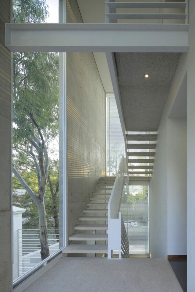 Wangentreppe Design-Weiß modern-Treppenhaus Gestaltung ideen