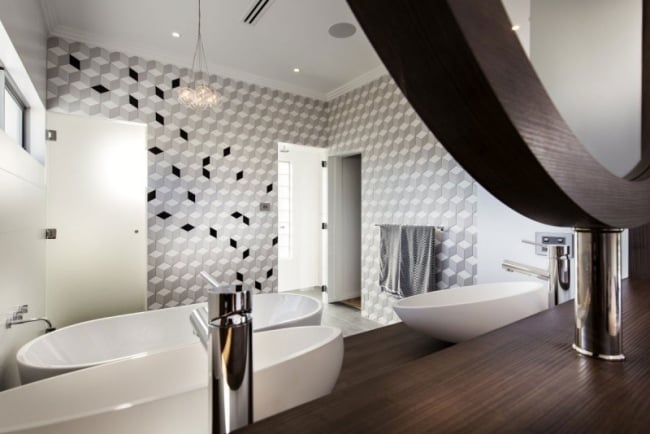 badezimmer-idee wei grau tapeten muster badewanne oval