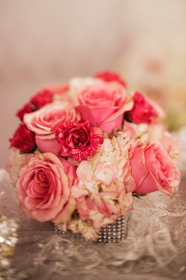 blumen valentinstag rosa rosen hortensien dekosteine