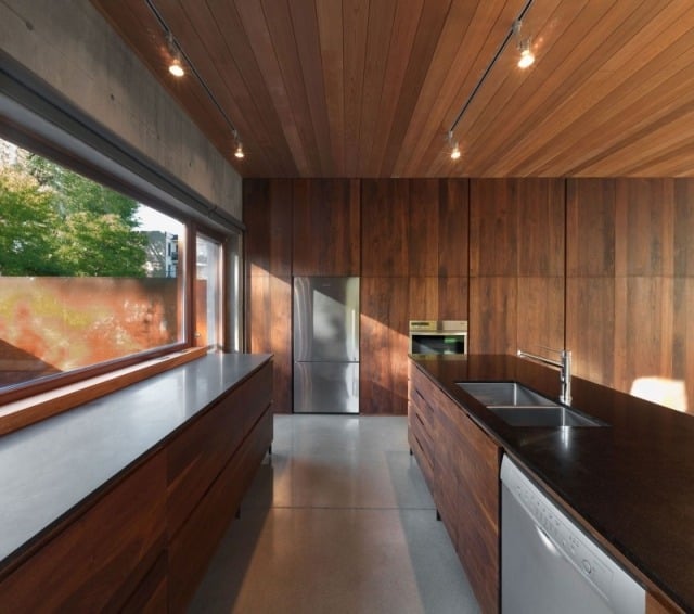 einbau Küche-gestalten deckenleuchten Holz-Täfelung Wanddesign ideen 