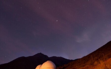 elqui-domos-hotel-chile-sternbeobachtung-wolkenloser-himmel