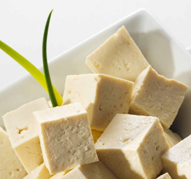 entgiftung des körpers auf natürliche weise essen tofu anstatt fleisch
