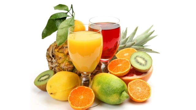 früchte säfte selber zubereiten gesunde ernährung vielfalt zitrusfrüchte