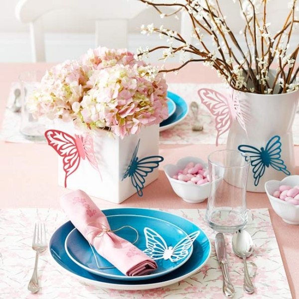 frühling dekoration-ideen für den Tisch schmuck Schmetterlinge