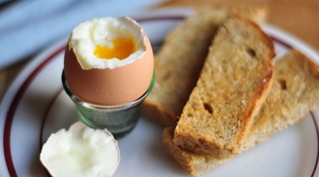 gekochte eier nach dem sport frühstücken gesund 