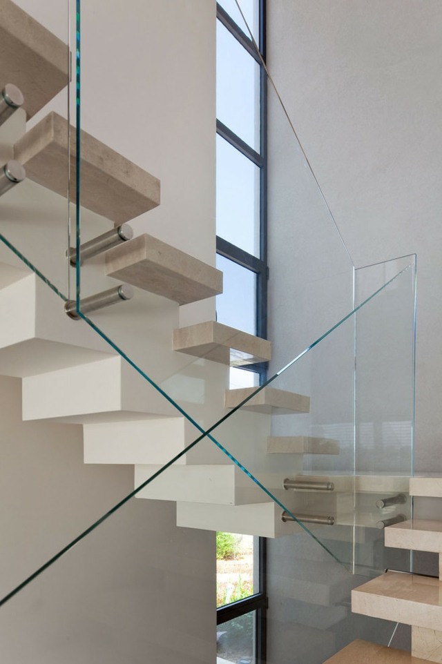 moderne Architektur Wendeltreppe Design Glas Geländer