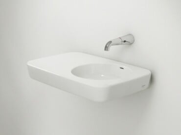 moderne minimalistische Möbel puristische weiße Farben Badezimmer