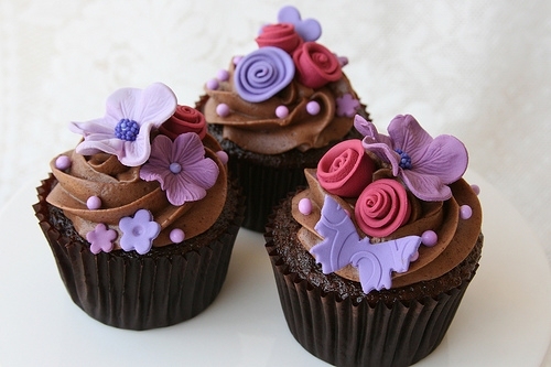 muffins lecker rezept lila rosa selber machen schoko